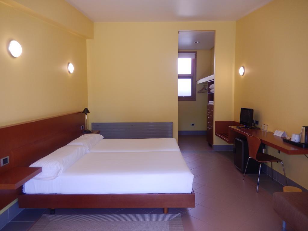 Cova Da Balea Guest House Aldan Bagian luar foto